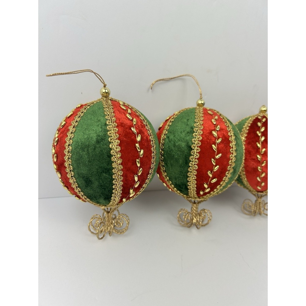Vintage velvet Christmas Victorian style Ornaments Set 4 Red green velvet gold - Picture 5 of 8
